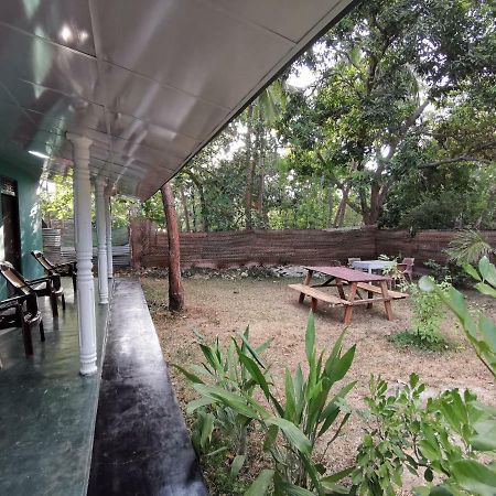 The Nilmini Lodge Сигирия Екстериор снимка
