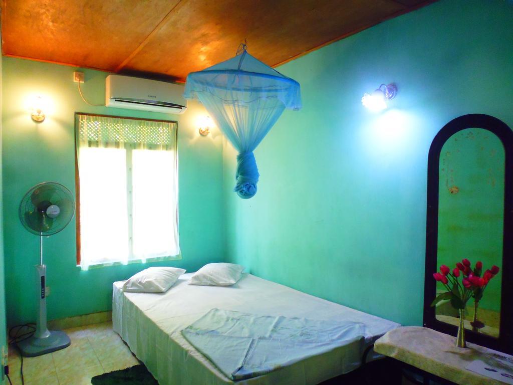 The Nilmini Lodge Сигирия Стая снимка